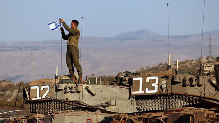 Израелската армия съобщи днес, че неин самолет изтребител е елиминирал