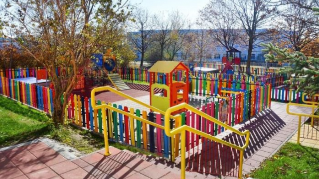 За 4 години Община Варна е реконструирала и изградила 48 площадки за игра и спорт в детските ясли