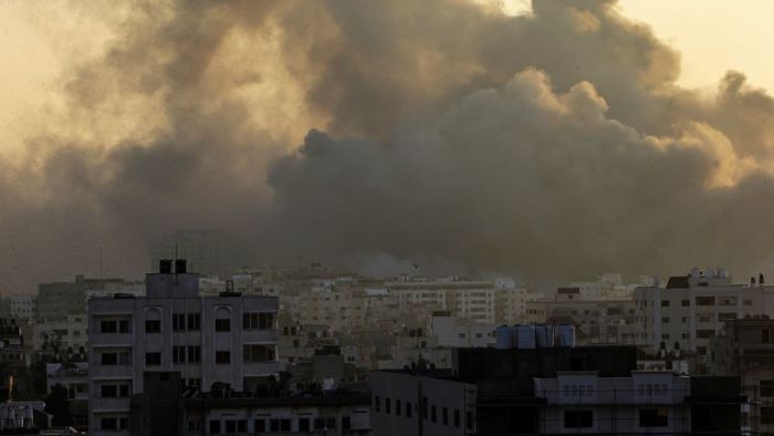 Привечер на 2 ноември израелските военни затвориха обръча около град Газа,