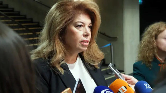 Илияна Йотова Хората нямат доверие в политическата система