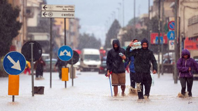 Наводненията в Тоскана - повод за пререкания между опозицията и управляващите в Италия