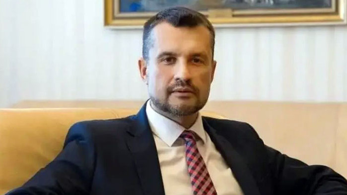 Политологът Калоян Методиев, който беше шеф на кабинета на Румен