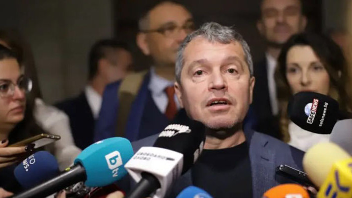 Тошко Йорданов: ГЕРБ ще изхвърлят като парцал ПП-ДБ в момента, в който не им трябват