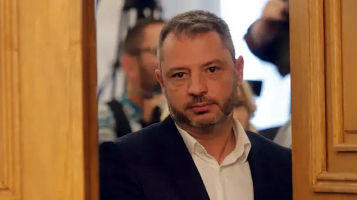Делян Добрев: Денков ми се видя притеснен, схемата за заобикаляне на санкциите се вижда на Запад