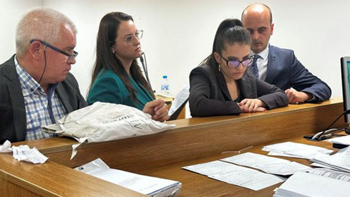 Съдът брои бюлетини в две секции в Банско и откри 6 - отчетени грешно