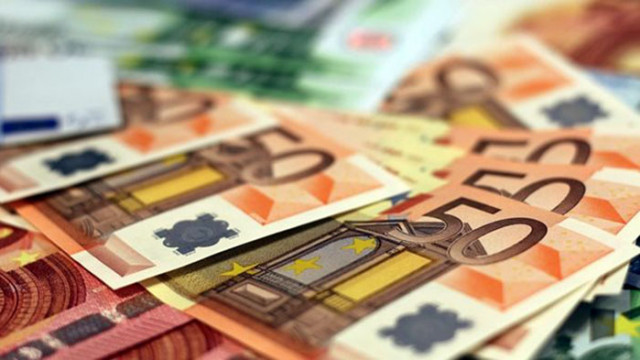 Периодът на обезценяване на еврото започнал през лятото изглежда приключва