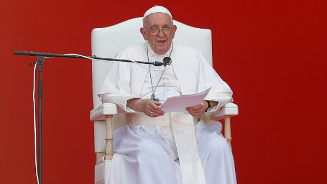 Папа Франциск отвори църквата за транссексуланите хора