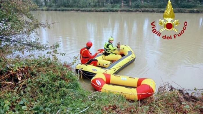 Италианските пожарникари откриха мъртва в река Тибър в Умбрия 61-годишна