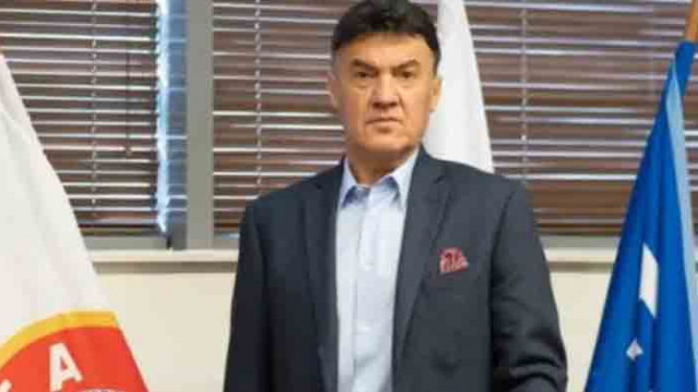 Президентът на Българския футболен съюз Борислав Михайлов е на разпит