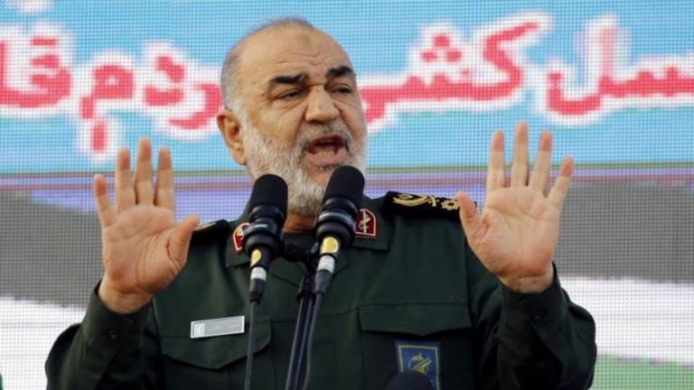 Командирът на Революционната гвардия вижда война на изтощение Хиляди иранци