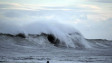 Фотографи заснеха 5-метровите вълни по българското Черноморие (ВИДЕО)