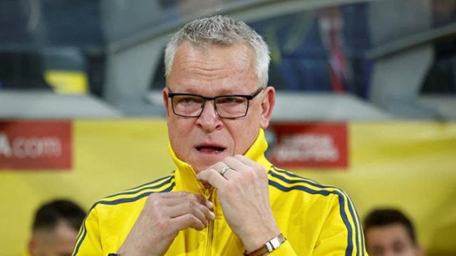 Националният отбор на Швеция се раздели със селекционера Янe Олаф