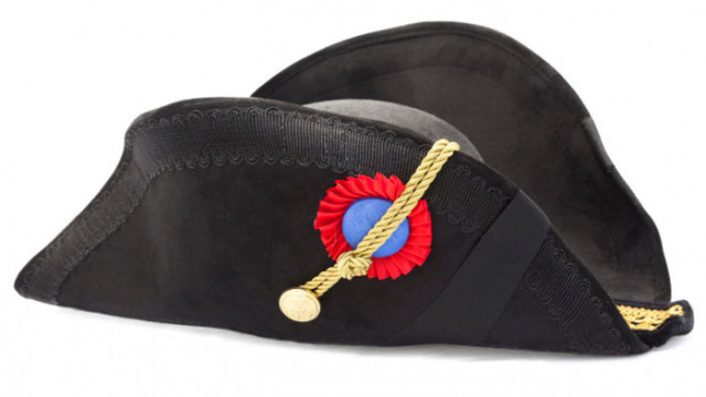 Продадоха на търг шапка на Наполеон Бонапарт за близо 2 млн. евро