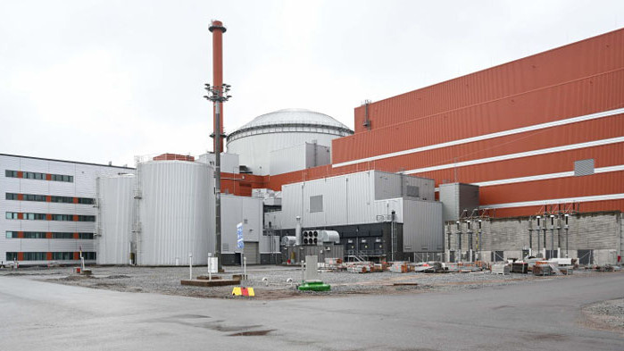 Повреда спря най-големия ядрен реактор в Европа