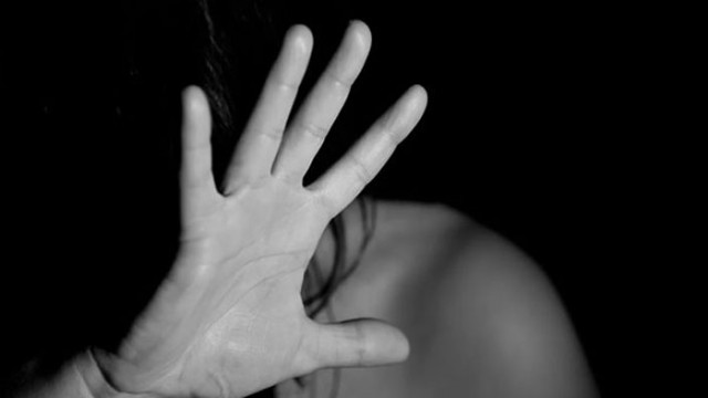 Ученичката от Сливен, изнасилвана от 55-годишен: Изнудваше ме с голи снимки