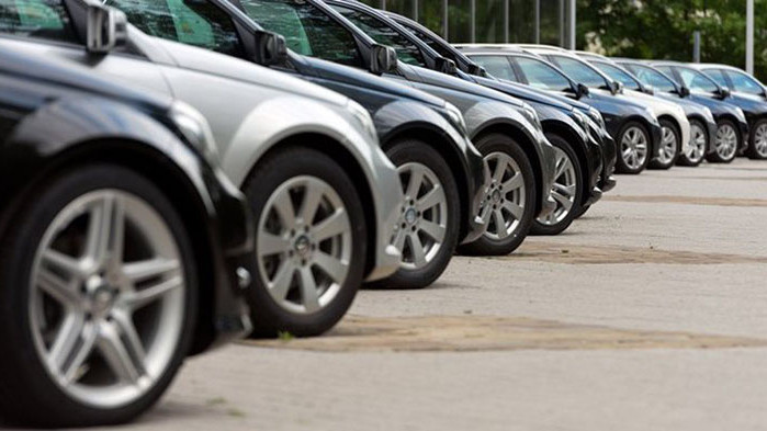 Сериозен ръст от 23,8% в продажбите на нови коли у нас, в Европа електромобилите минаха дизелите
