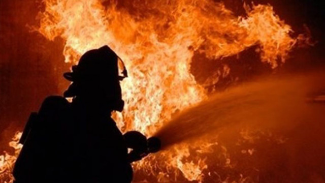 Общо 80 пожара са загасени в страната през изминалото денонощие, двама души са загинали