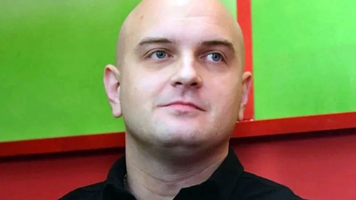 Николов: Василев можеше да си спести приказките за „парапета“ на Мирослав Иванов