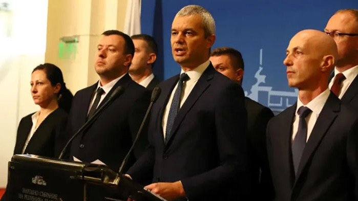 Финансовият министър Асен Василев е решил да продаде 700 000