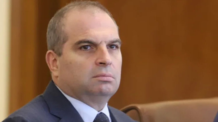 Гроздан Караджов призова, Кирил Петков да стане клиент на прокуратурата