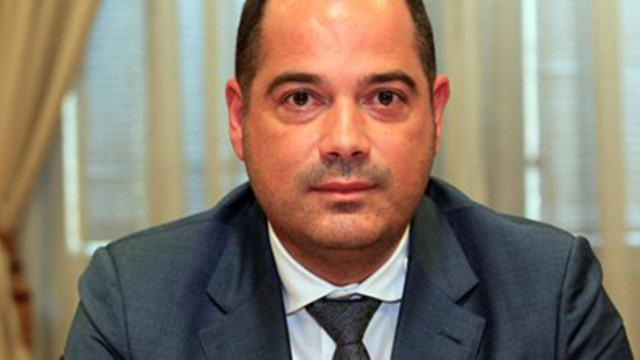 Министър Калин Стоянов отчита как се справяме с каналджийството пред Брюксел