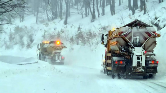 Бедствено положение и във Врачанско, 70 см сняг на „Петрохан“