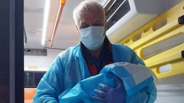 Фелдшерът, изродил бебе в линейка: Имам около 20 такива случаи