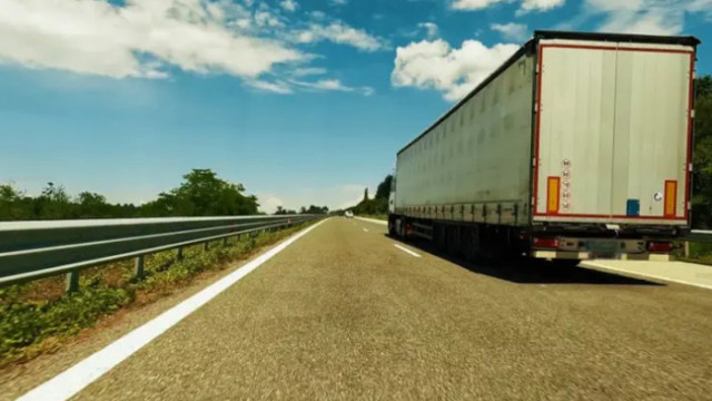 Ограничават движението на тежкотоварни автомобили по магистрала „Хемус“