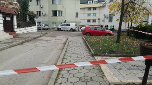 Тримата извършители на въоръжения грабеж в Благоевград са задигнали чувал