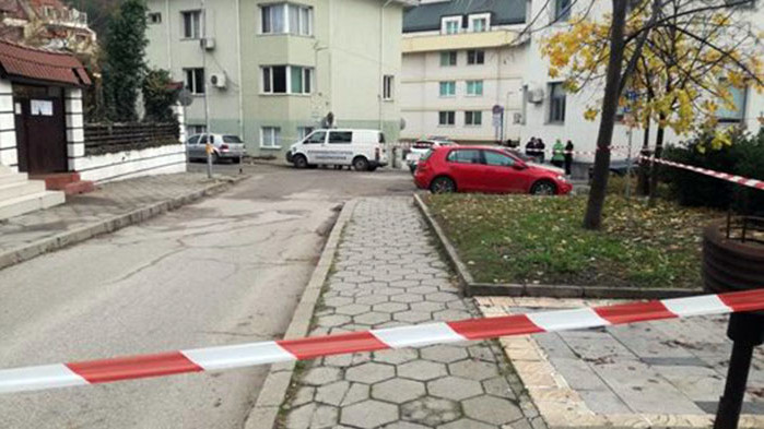Откриха запалена кола край София, може да е на грабителите на инкасото в Благоевград