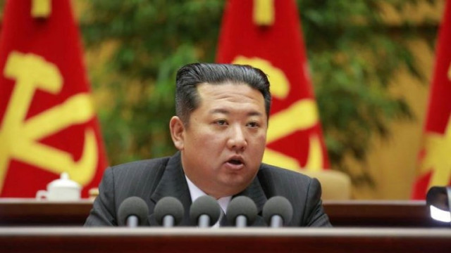 Севернокорейският лидер Ким Чен Ун призова за усилия за справяне