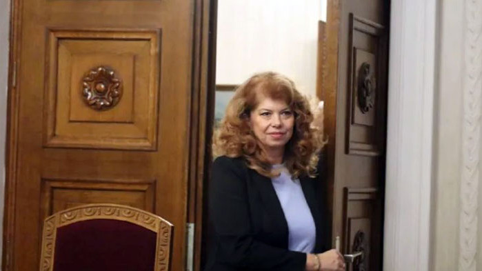 Илияна Йотова: Г-н Василев още преди два месеца сподели за "Лукойл" пред „Файненшъл таймс“