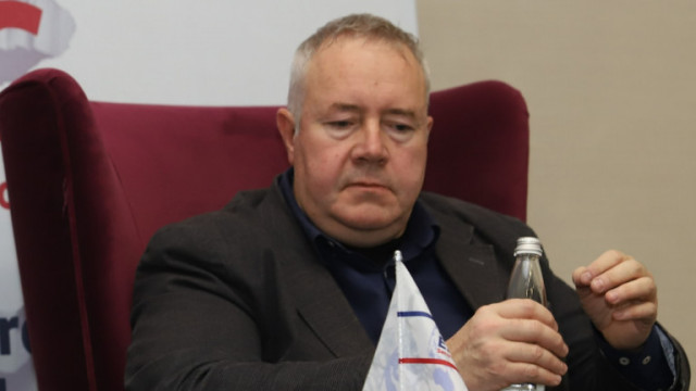 Харалан Александров: Ветото на Радев за БТР-ите закрепва позицията му
