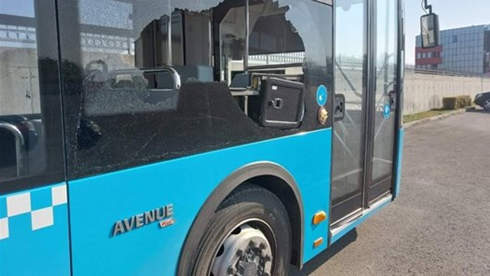 Изправят пред съда ученика, стрелял по автобус № 12 в Пловдив