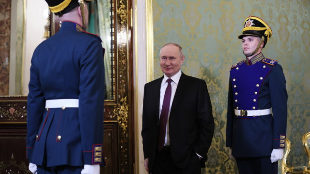 Руският президент Владимир Путин обяви че ще се кандидатира на следващите