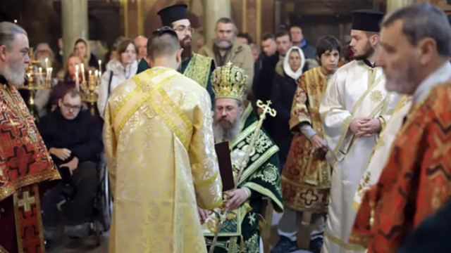 В храм Св Димитър Солунски се проведе литургия с освещаване