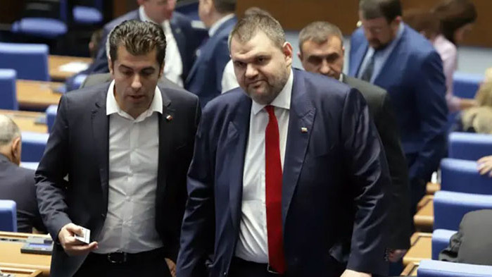 Пеевски: С интерес наблюдавам нервното поведение на президента