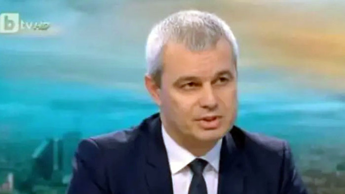Костадин Костадинов сътвори пореден скандал в bTV и се закани да съди бития общински съветник