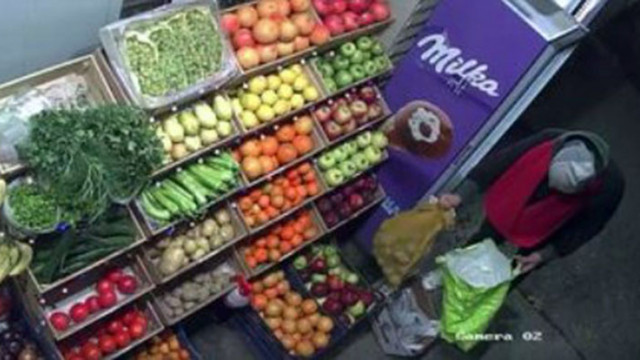 За една гаца картофи: Кражба в пловдивски магазин е обект на дискусии в Мрежата