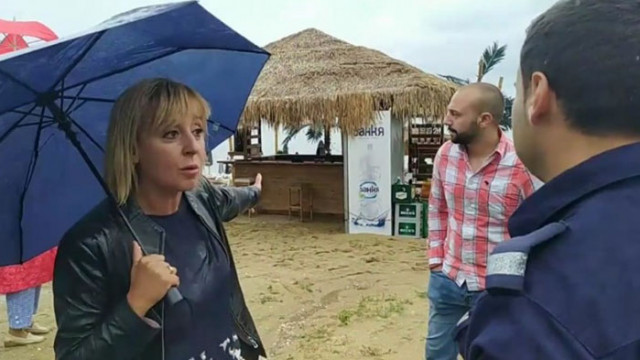 Манолова държа тон на полицай: Извикали сме ви преди половин час!