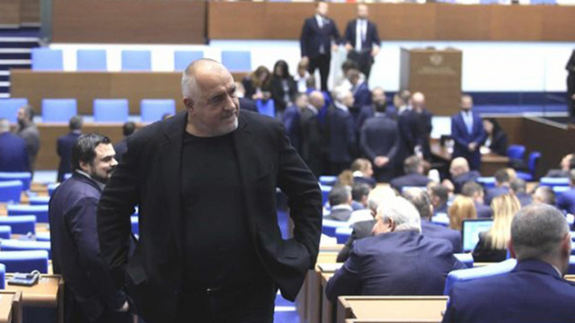 Борисов след боя: Думата "парламент" значи да се говори, не да се блокираме