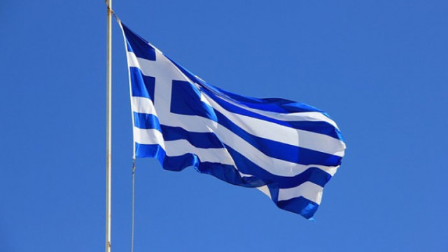 Гърция посъветва търговските кораби плаващи в Червено море и Аденския