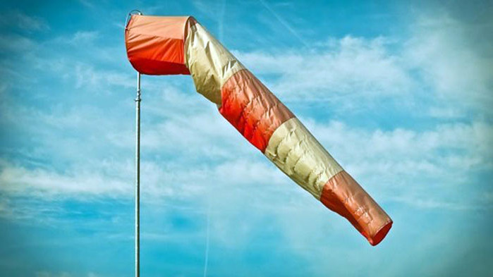 През нощта облачността ще се задържи значителна, на места, главно