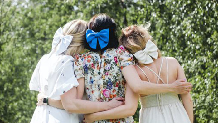 Три момичета на възраст 7, 11 и 13 години бяха