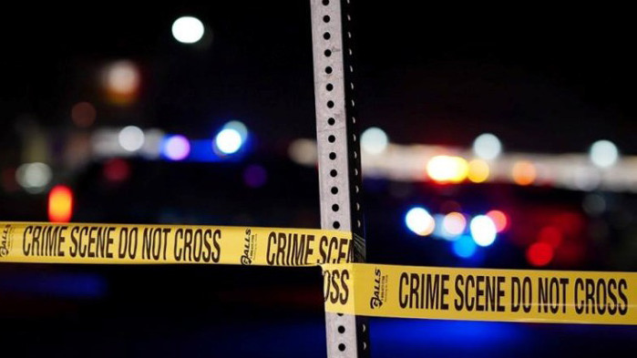 Един човек е застрелян, а трима души са ранени след стрелба