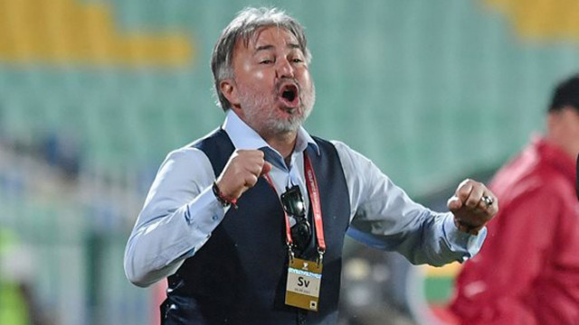 Бившият национален селекциенр Ясен Петров отново е треньор в Китай
