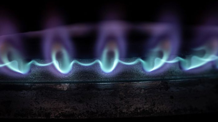 КЕВР подлага на обществено обсъждане цената на природния газ за януари