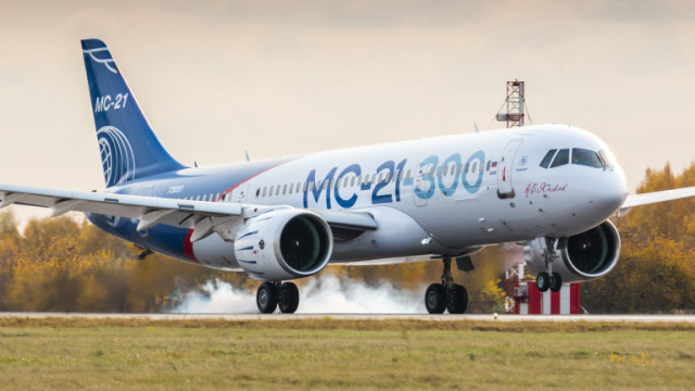 Новият руски пътнически самолет за средни разстояния МС 21 получи сертификат