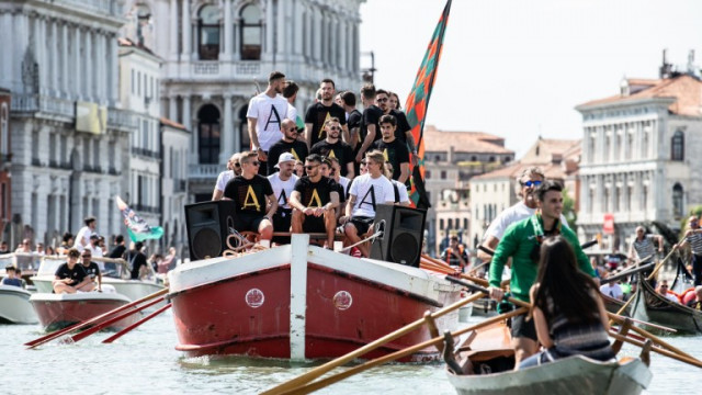 Венеция ограничава групите туристи до 25 души