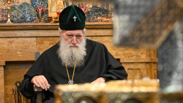 Молим се всички за здравето на патриарх Неофит  Това заяви пред
